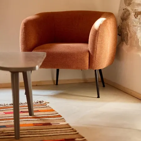 Rustic Family Friendly House By Gardenjoy