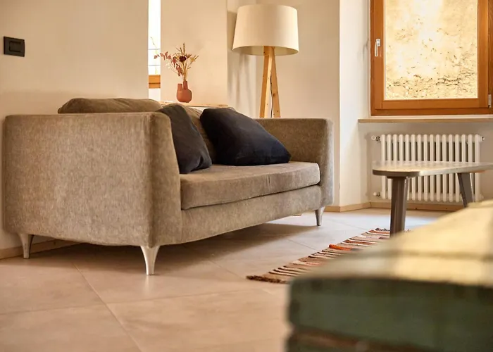 Rustic Family Friendly House By Gardenjoy * Brenzone sul Garda