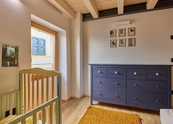 Apartment Rustic Family Friendly House By Gardenjoy Brenzone sul Garda